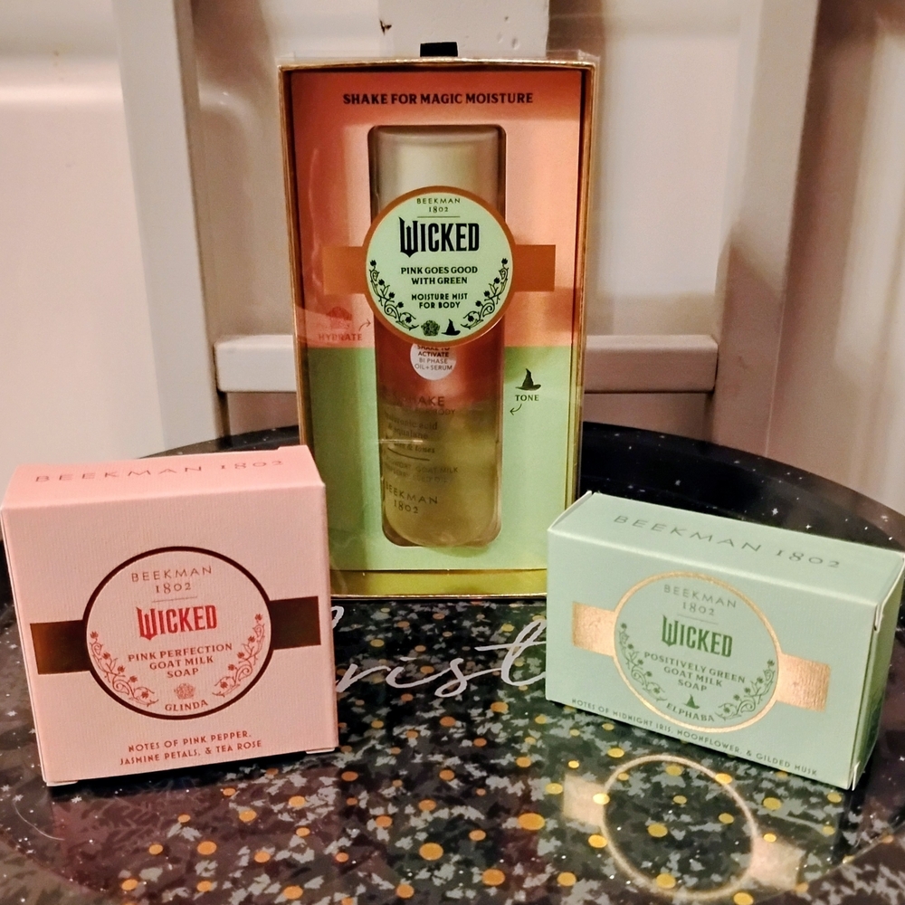 Beekman 1802 Wicked Body Care Set - Pink and Green